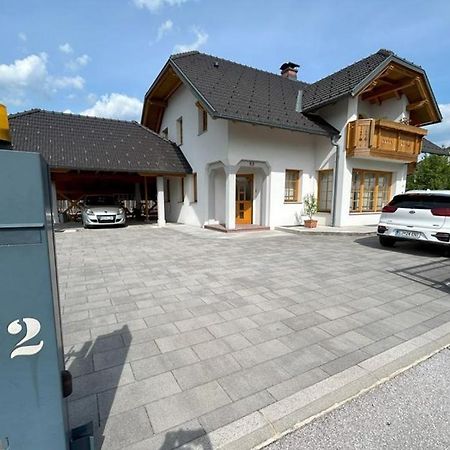 Sos Apartments Radovljica Buitenkant foto